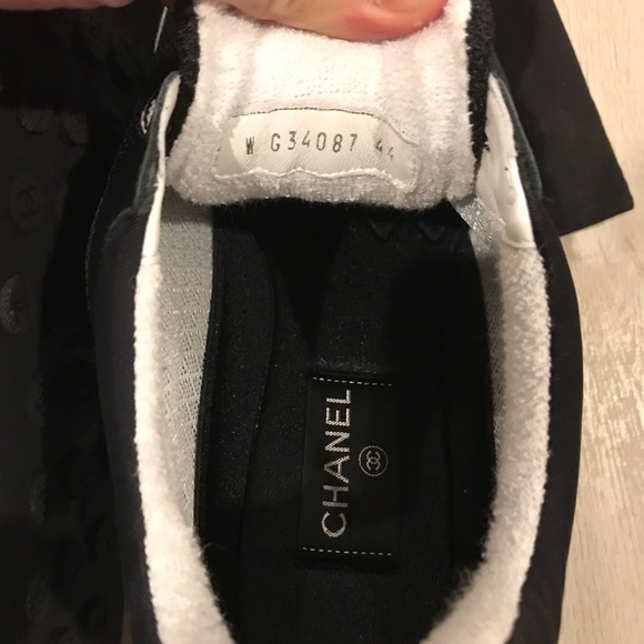 2019 Chanel Mens Sneaker Size 44 - Picture 6 of 8